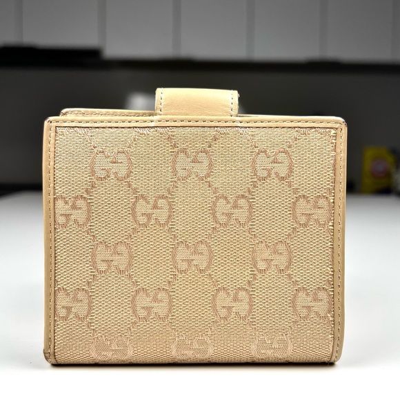 Gucci GG Canvas Beige Bi fold Wallet - Picture 2 of 9